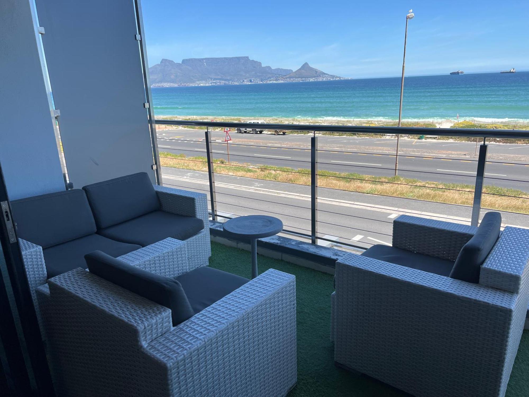 Blouberg Luxury Beachfront Apartment Bloubergstrand Exterior photo