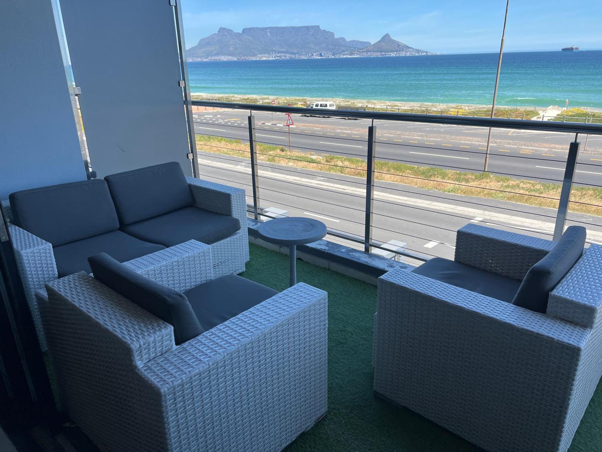 Blouberg Luxury Beachfront Apartment Bloubergstrand Exterior photo