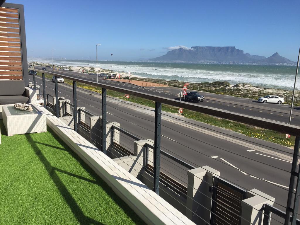 Blouberg Luxury Beachfront Apartment Bloubergstrand Exterior photo