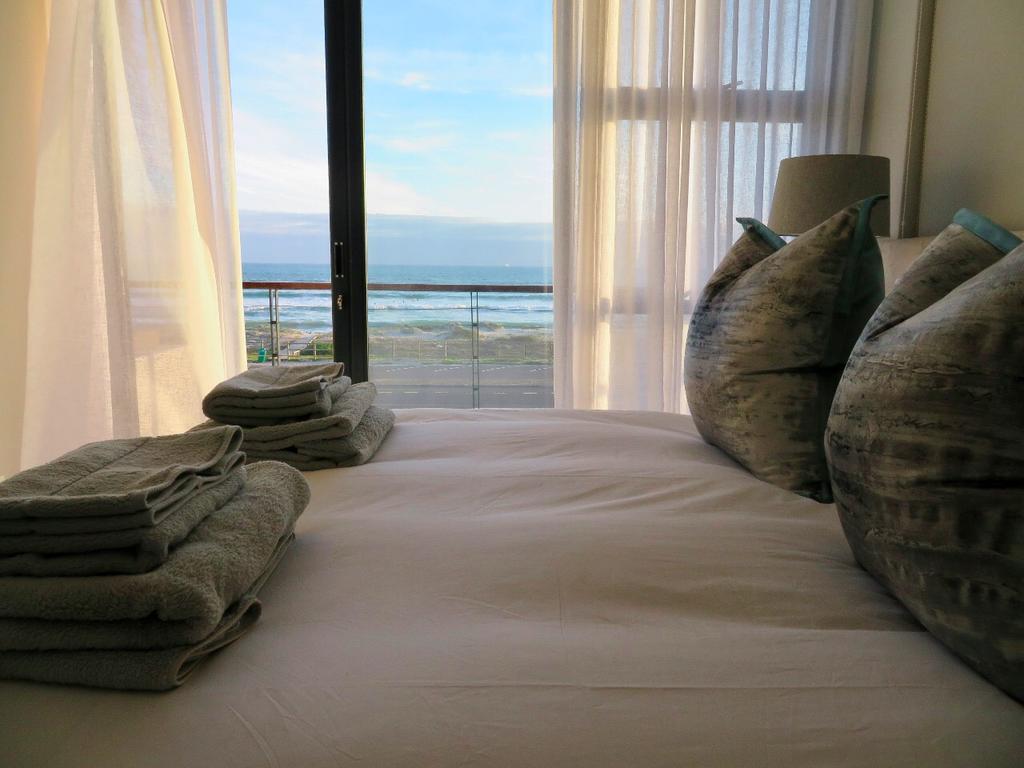 Blouberg Luxury Beachfront Apartment Bloubergstrand Exterior photo